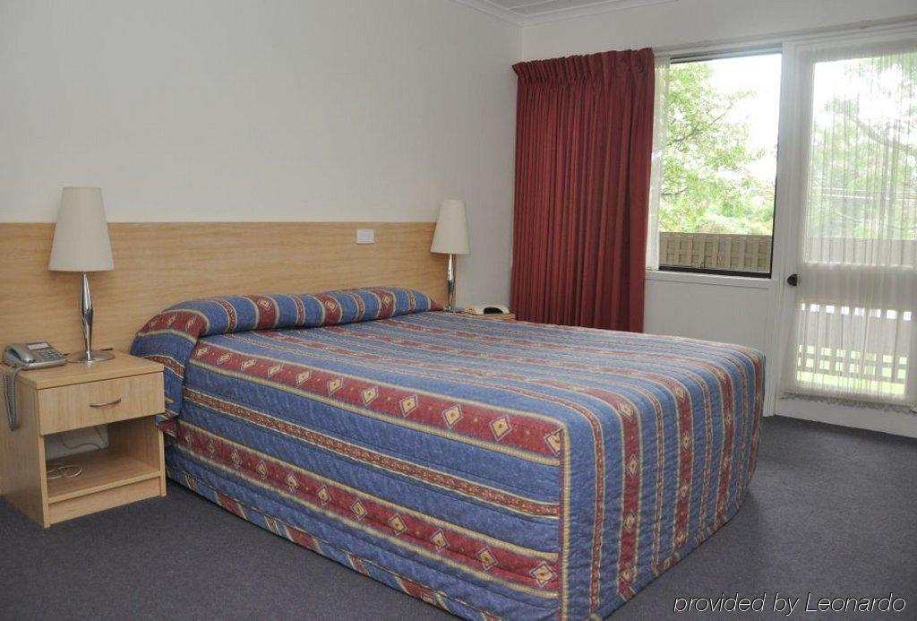 Edinburgh Motor Inn 와라굴 객실 사진