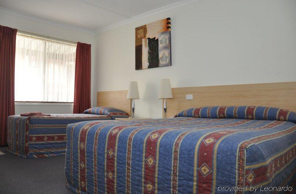 Edinburgh Motor Inn 와라굴 객실 사진