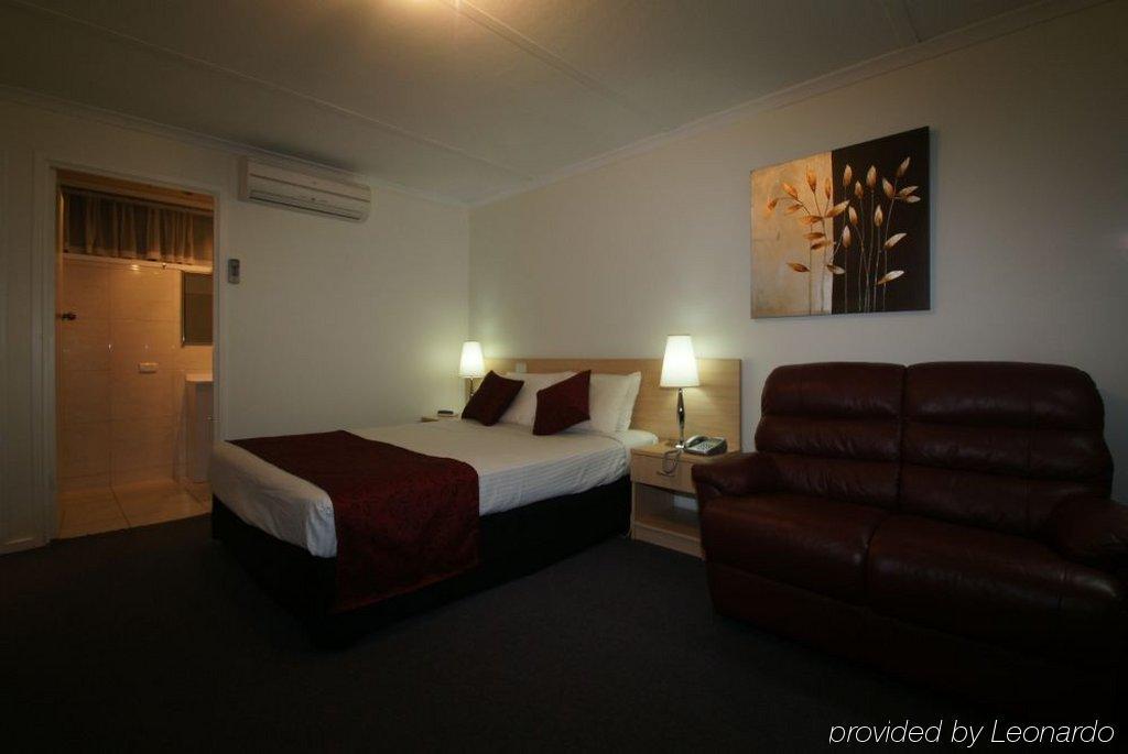Edinburgh Motor Inn 와라굴 객실 사진